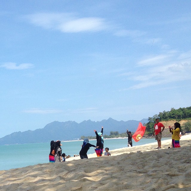 10724077_1502048693400045_1238077024_n